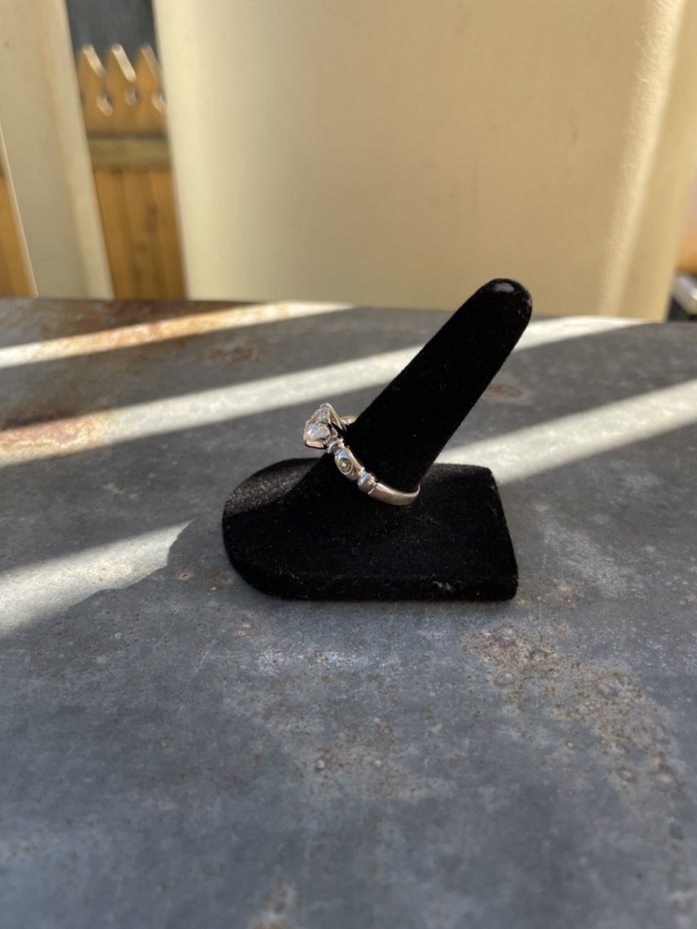 Silver tone costume faux diamond Ring Size 7 - Picture 5 of 5